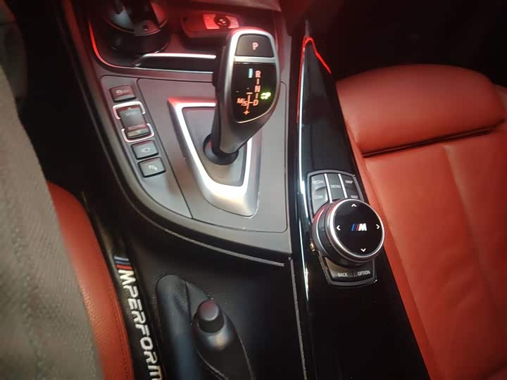 BMW 3 Series GT 2020 2020款 320i M运动曜夜版