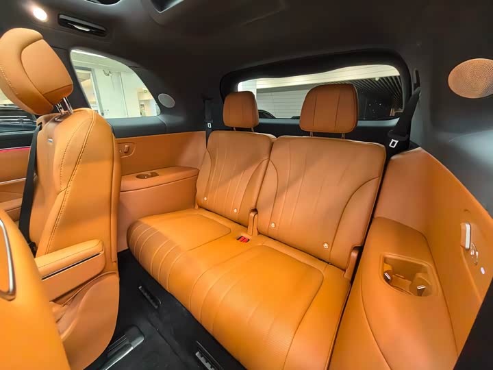 Aito M8 2025 2025款 增程 Ultra版 53.4kWh 6座版