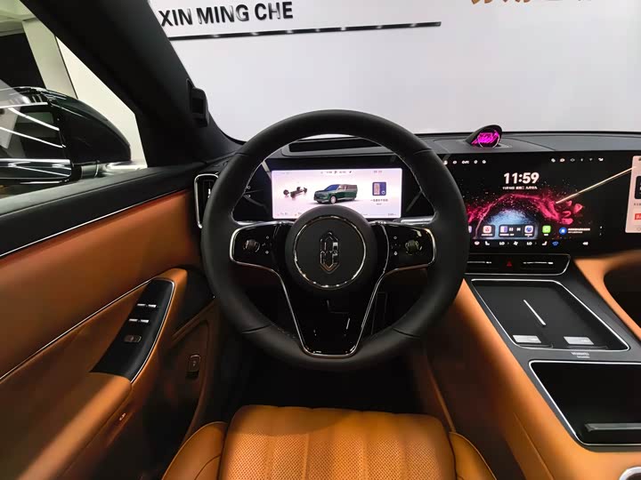 Aito M8 2025 2025款 增程 Ultra版 53.4kWh 6座版