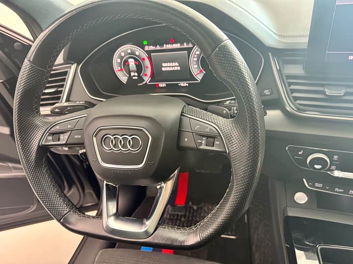Audi Q5L Sportback 2022 2022款 40 TFSI 豪华型