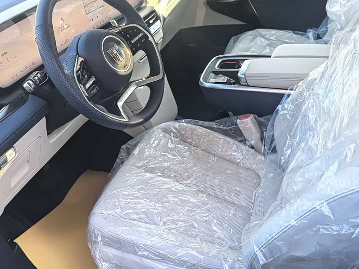 Buick GL8 Century 2025 2025款 2.0T 七座蕴世版