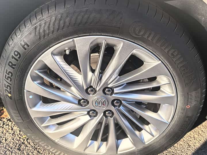 Buick GL8 Century 2025 2025款 2.0T 七座蕴世版