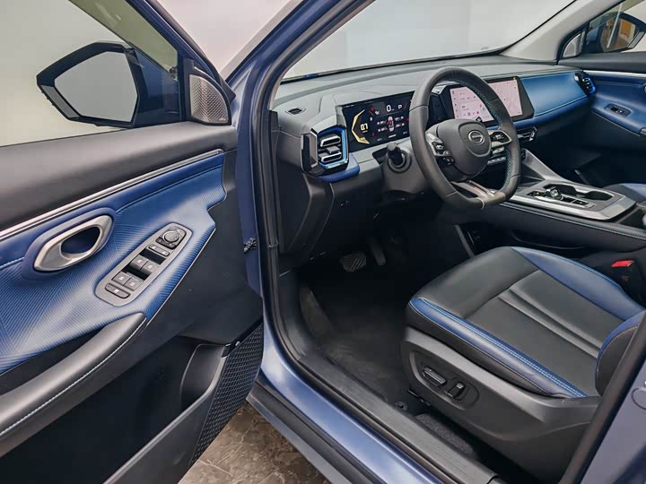 GAC Trumpchi GS3 2023 2023款 影速 270T R-STYLE版