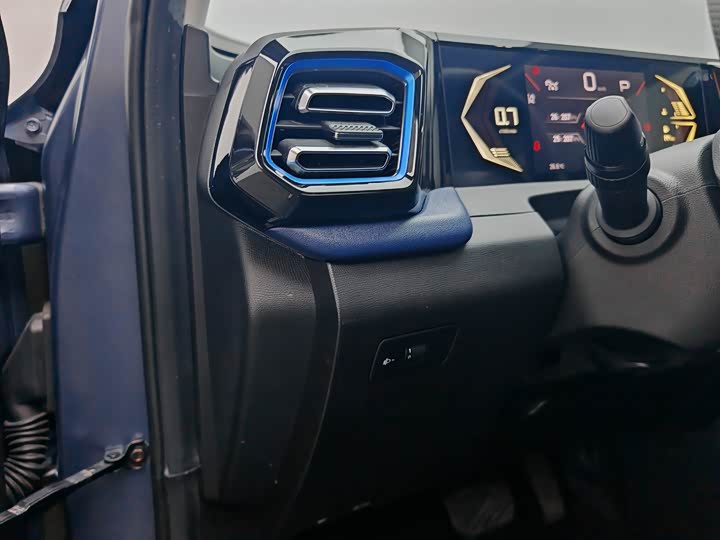 GAC Trumpchi GS3 2023 2023款 影速 270T R-STYLE版