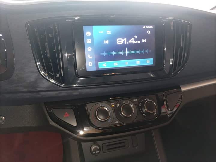 Dongfeng Forthing Lingzhi M5 2023 2023款 M5L 1.6L 基本型 7座