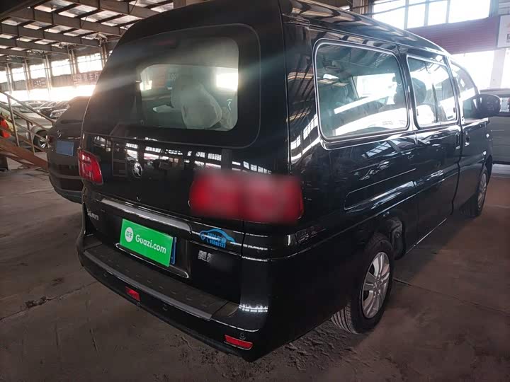 Dongfeng Forthing Lingzhi M5 2023 2023款 M5L 1.6L 基本型 7座