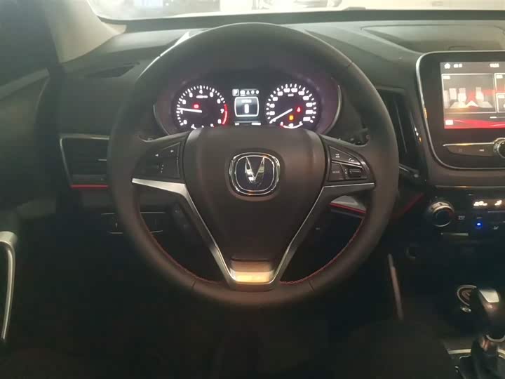 Changan CS55 2019 2019款 1.5T 自动炫色型 国VI