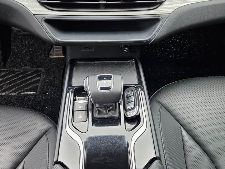 Hongqi E-QM5 2024 2024款 500km 出行版