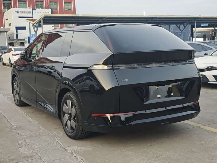 XPeng X9 2025 2025款 纯电 650长续航 Max