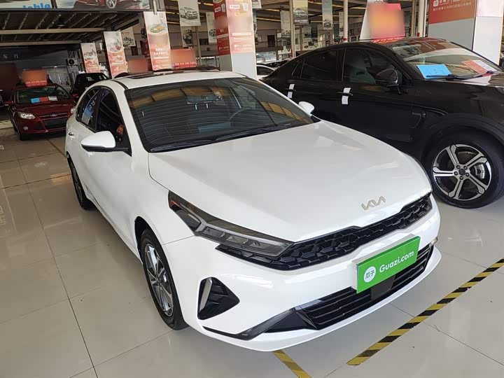 Kia K3 2023 2023款 1.5L CVT豪华版