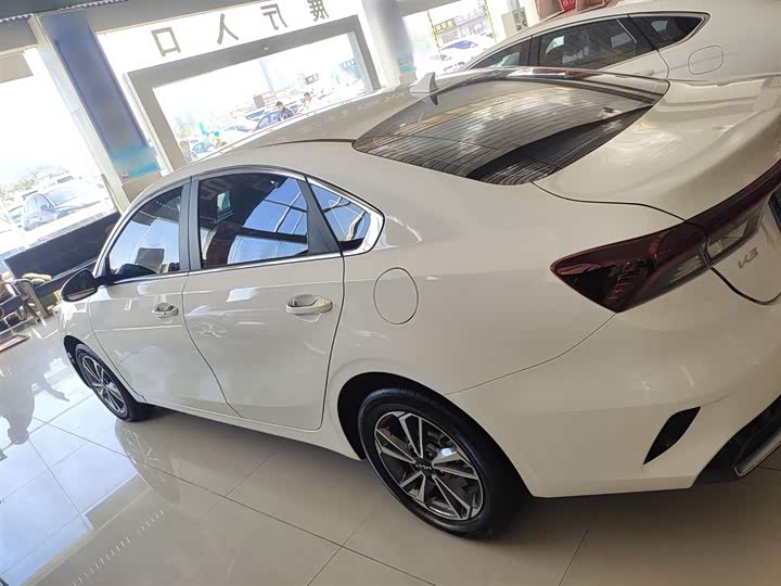 Kia K3 2023 2023款 1.5L CVT豪华版