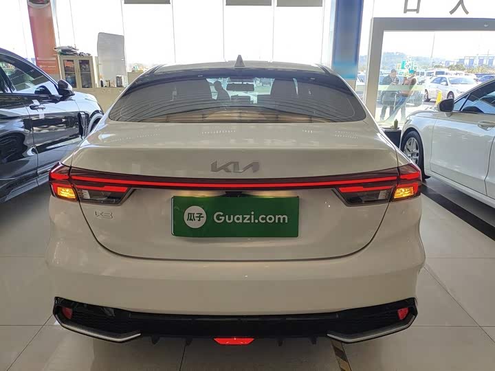 Kia K3 2023 2023款 1.5L CVT豪华版