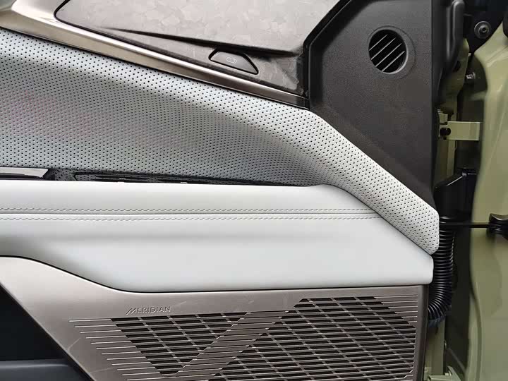 HiPhi Z 2023 2023款 城市版 五座