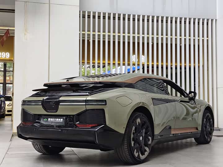 HiPhi Z 2023 2023款 城市版 五座