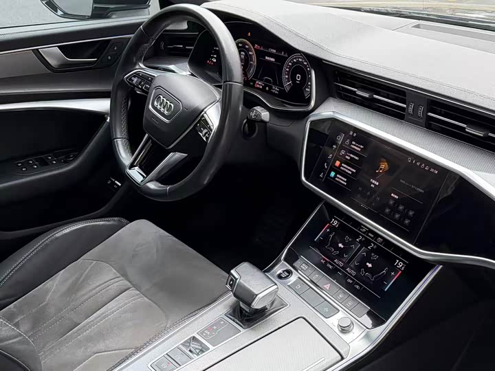 Audi A6L Hybrid 2020 2020款 55 TFSI e quattro