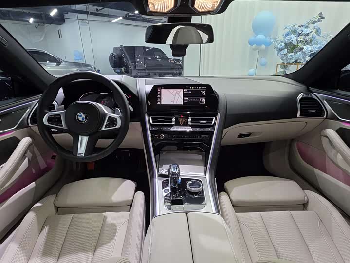 BMW 8 Series 2022 2022款 840i 四门轿跑车 M运动套装