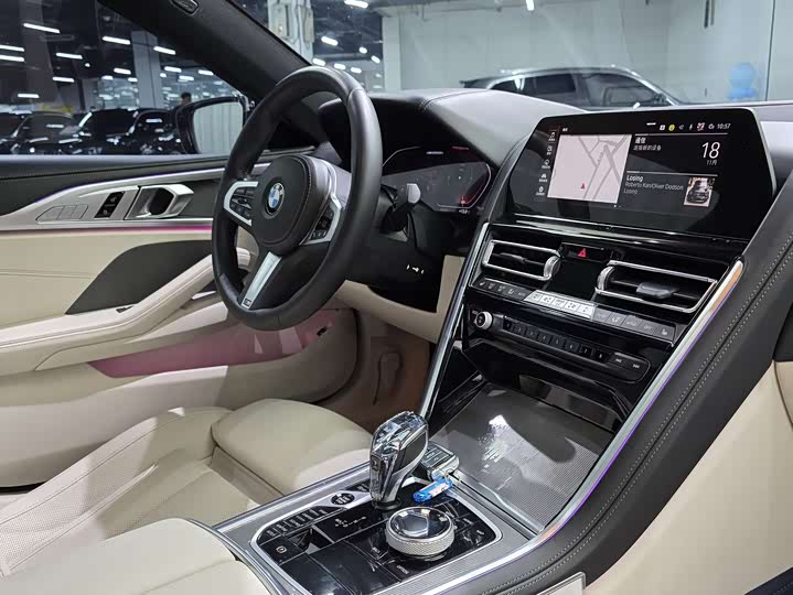 BMW 8 Series 2022 2022款 840i 四门轿跑车 M运动套装