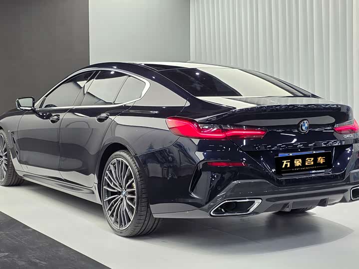 BMW 8 Series 2022 2022款 840i 四门轿跑车 M运动套装
