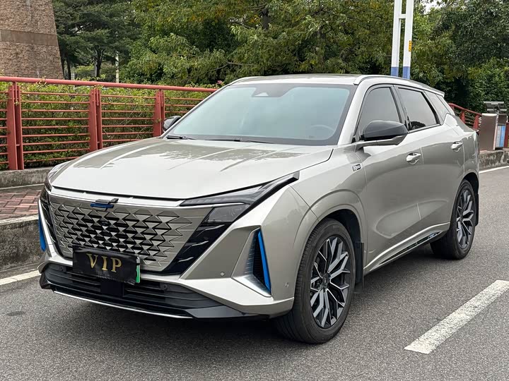 Changan Oshan Z6 Hybrid 2023 2023款 智电iDD 150KM旗舰PLUS智慧泊车版