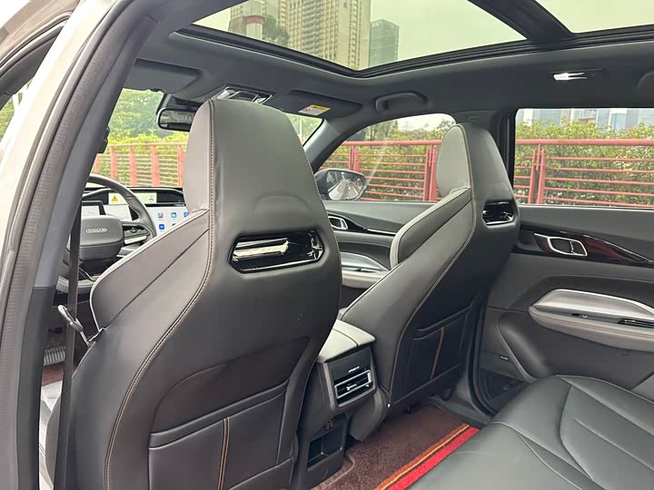 Changan Oshan Z6 Hybrid 2023 2023款 智电iDD 150KM旗舰PLUS智慧泊车版