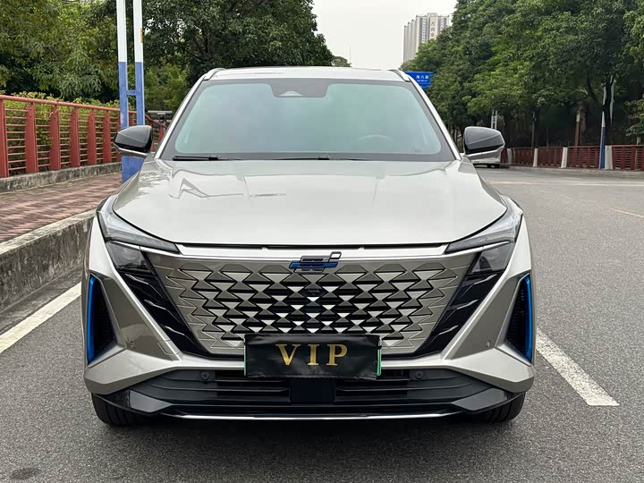 Changan Oshan Z6 Hybrid 2023 2023款 智电iDD 150KM旗舰PLUS智慧泊车版