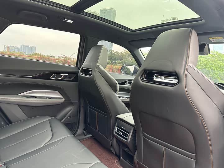 Changan Oshan Z6 Hybrid 2023 2023款 智电iDD 150KM旗舰PLUS智慧泊车版