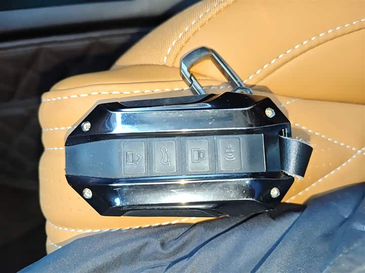 Tank 500 2023 2023款 3.0T 商务版 造境型 5座