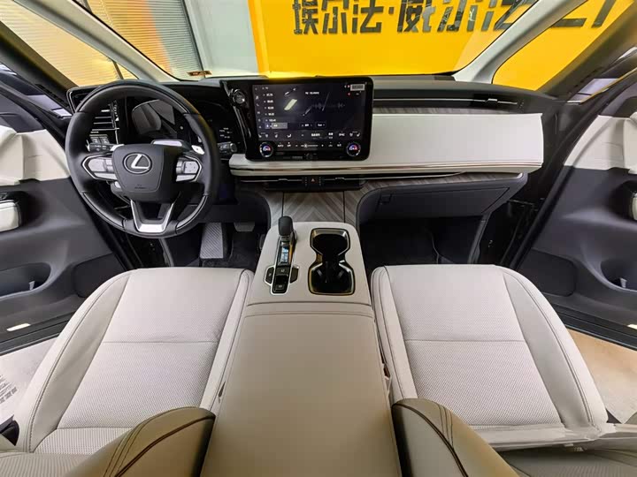 Lexus LM 2023 2023款 500h 六座尊崇版