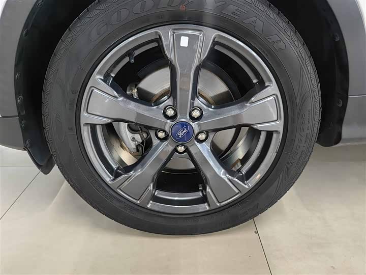 Ford Escape (Kuga) 2019 2019款 EcoBoost 180 两驱豪翼型 国VI