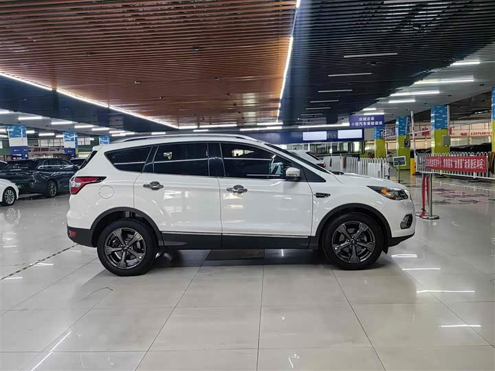 Ford Escape (Kuga) 2019 2019款 EcoBoost 180 两驱豪翼型 国VI