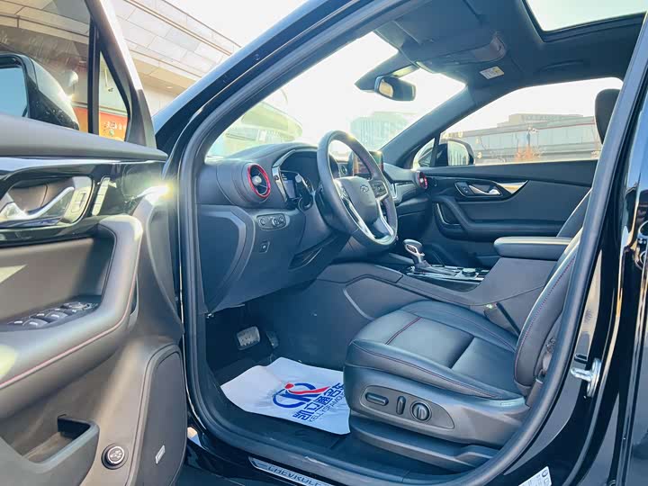 Chevrolet Blazer 2022 2022款 轻混 650T RS Twin-Clutch四驱7座 擎版