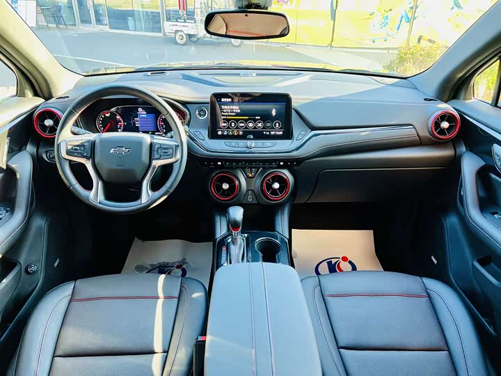Chevrolet Blazer 2022 2022款 轻混 650T RS Twin-Clutch四驱7座 擎版