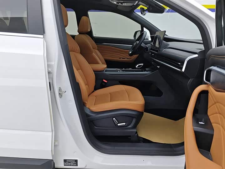 Geely Okavango L 2024 2024款 2.0T DCT旗舰型