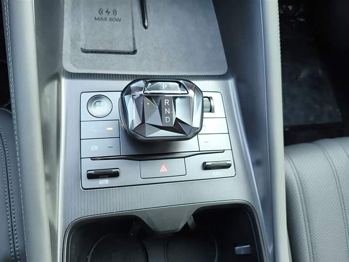 BYD Song L 2025 2025款 662km 超越型