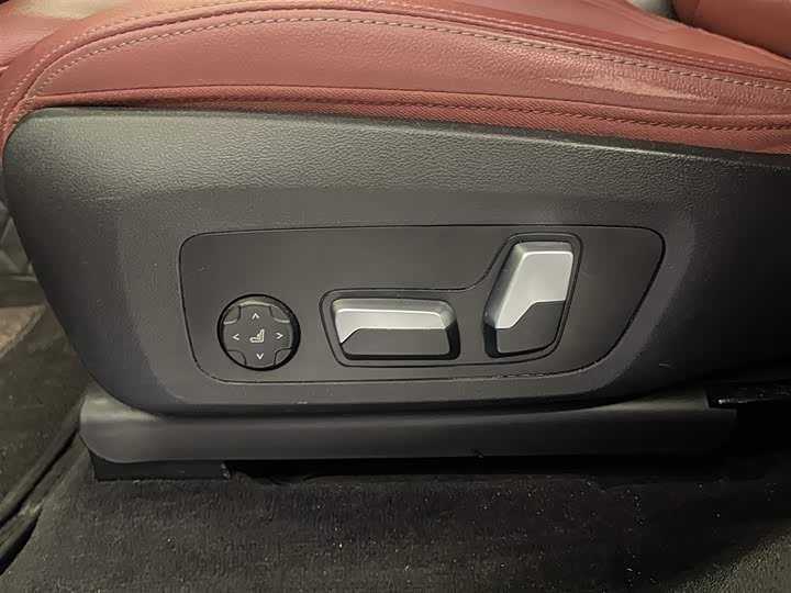 BMW X3 2023 2023款 xDrive30i 领先型 M曜夜套装