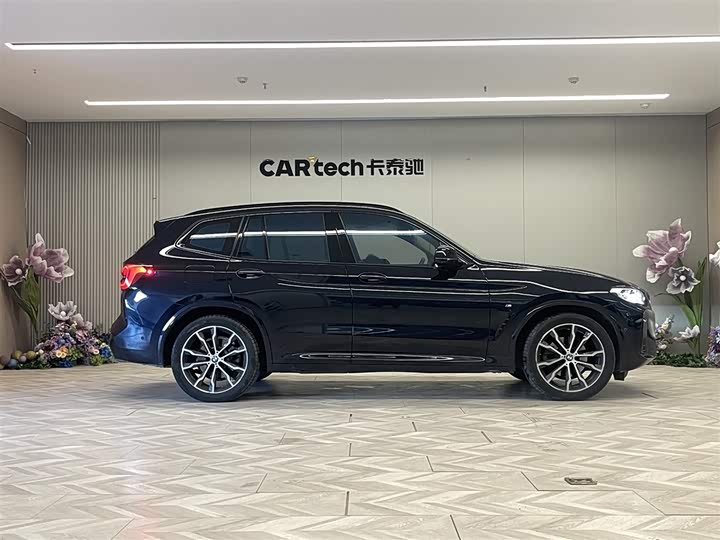 BMW X3 2023 2023款 xDrive30i 领先型 M曜夜套装