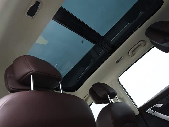 Geely Jiaji 2022 2022款 1.8TD DCT白金豪华型