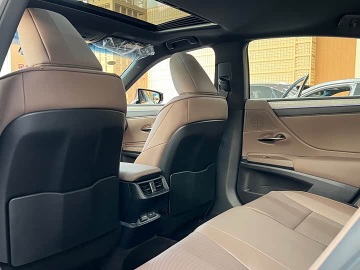 Lexus ES 2025 2025款 200 臻享版