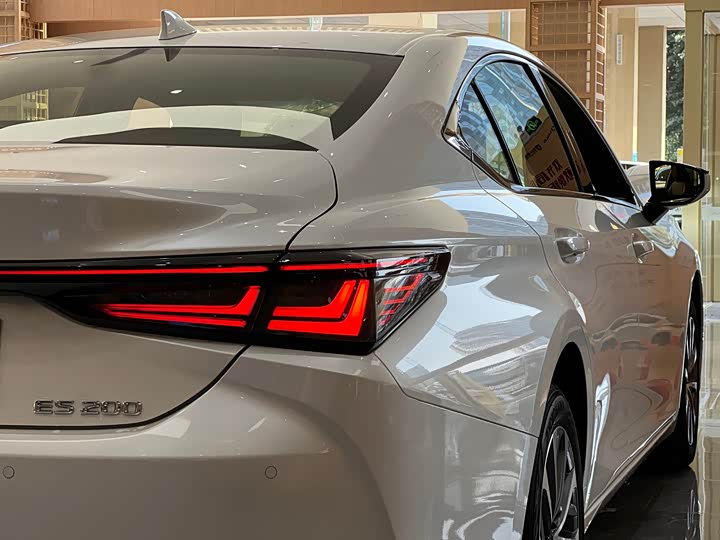 Lexus ES 2025 2025款 200 臻享版