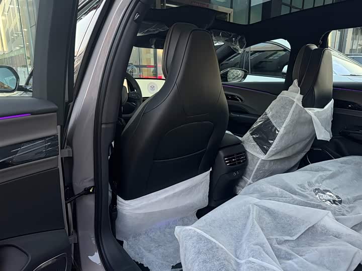 Hongqi EH7 2025 2025款 600 智选版