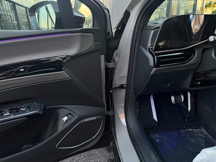 Hongqi EH7 2025 2025款 600 智选版