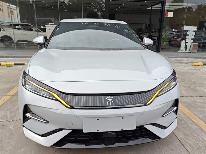 BYD Song L 2025 2025款 662km 超越型