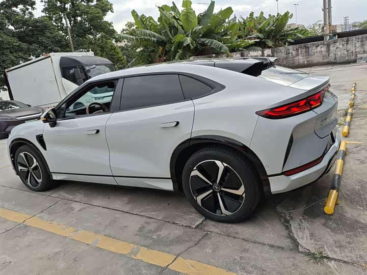 BYD Song L 2025 2025款 662km 超越型