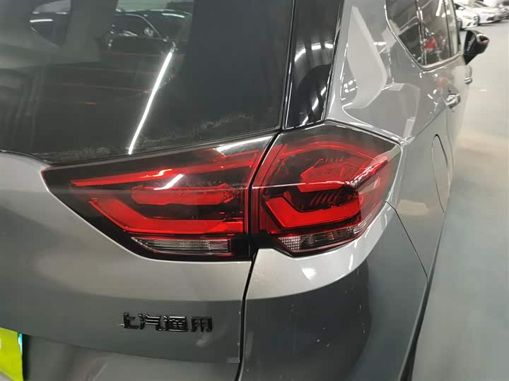 Chevrolet Orlando 2020 2020款 轻混 Redline 530T 自动纵享版（5+2款）