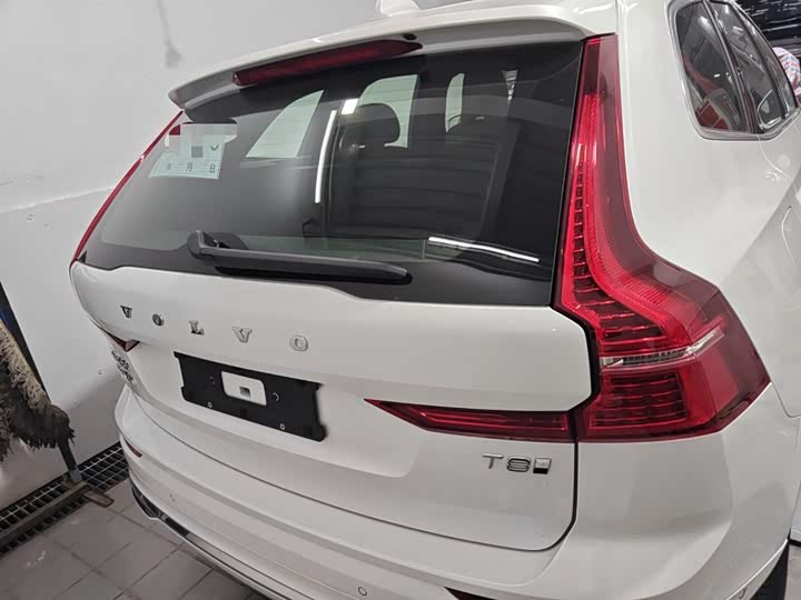 Volvo XC60 Hybrid 2025 2025款 插电式混动 长续航四驱智雅豪华版