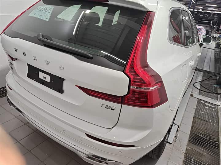 Volvo XC60 Hybrid 2025 2025款 插电式混动 长续航四驱智雅豪华版