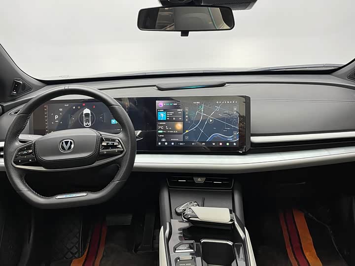 Changan UNI-T 2023 2023款 第二代 1.5T 尊贵型