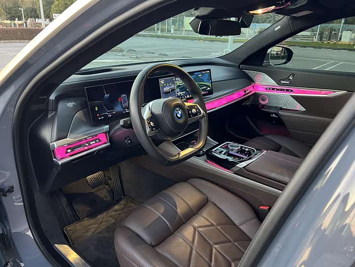 BMW i7 2023 2023款 xDrive60L 豪华套装