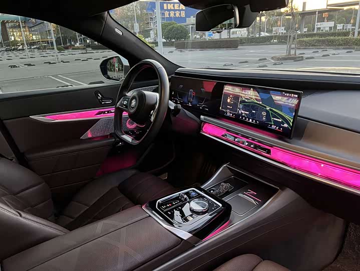 BMW i7 2023 2023款 xDrive60L 豪华套装