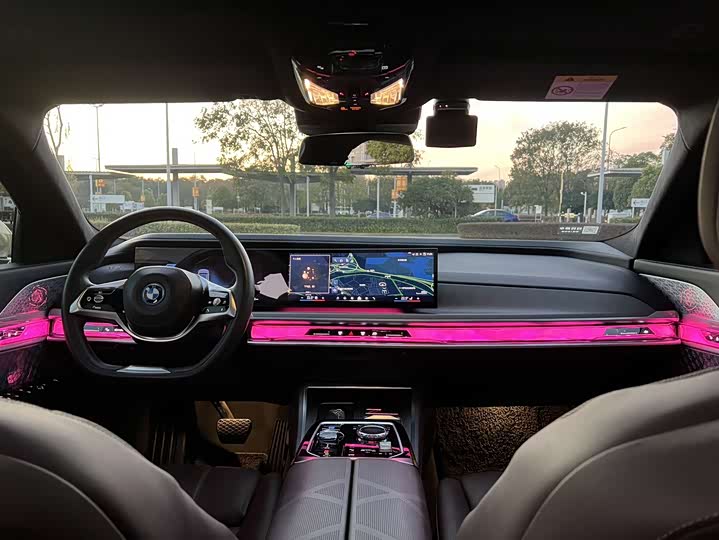 BMW i7 2023 2023款 xDrive60L 豪华套装